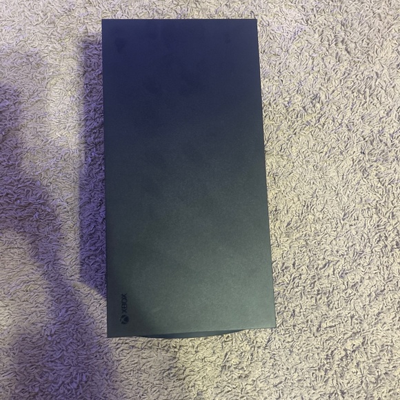 Xbox Series X 1TB - Picture 2 of 9